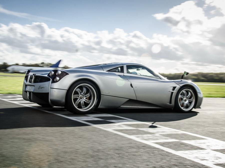  Pagani Huayra 2012 года  (WW) (фото 64 из 82)